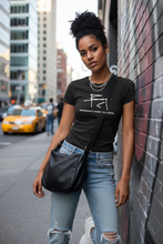 Charger l'image dans la galerie, Femme noir Mbeng + slogan